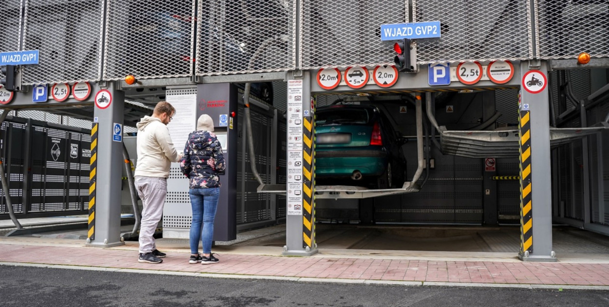 Wjazd do parkingu automatycznego Fot. Grzegorz Bargieła wKatowicach.eu