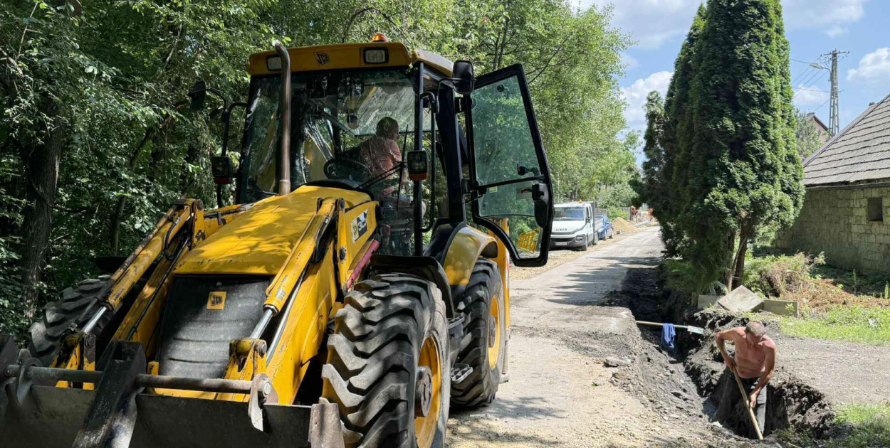 Prace drogowe na trasie od zalewu Skowronek w Alwerni do Brodeł