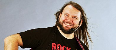 Zenek Kupatasa „Akustyczna Domóweczka”-901