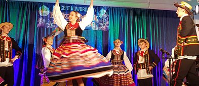 Koncet Zespołu Pieśni i Tańca Krakowiaczek-940