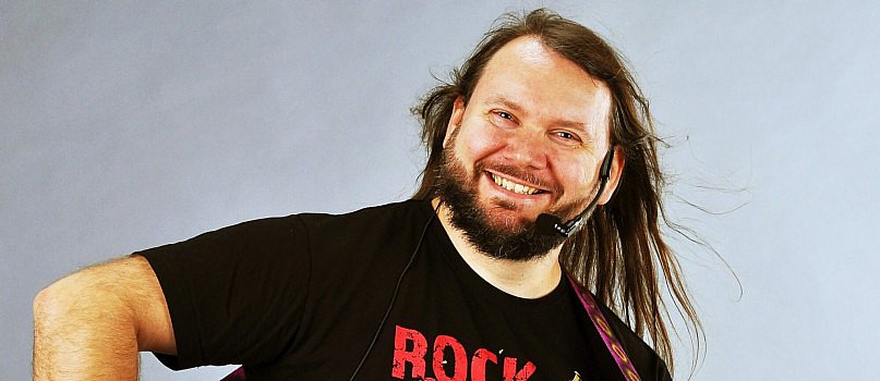 Zenek Kupatasa „Akustyczna Domóweczka”-901