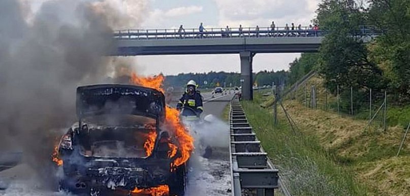 Na autostradzie A4 zapalił się samochód 