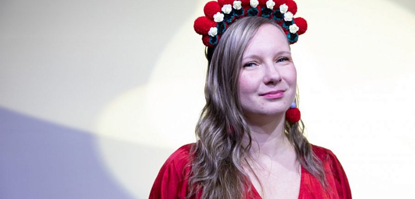 Marta z Tenczynka gra polski folk w Kanadzie
