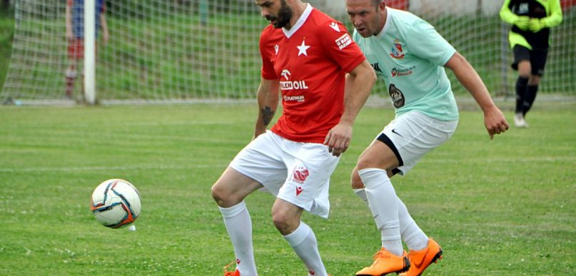  Świt Krzeszowice rozpoczyna rundę wiosenną. Piotr Brożek ma pomóc w…