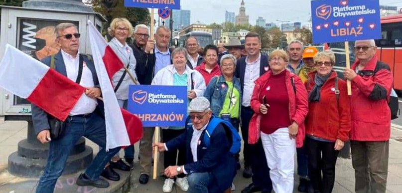  Mocna grupa z powiatu chrzanowskiego na "Marszu miliona serc" w Warszawie…