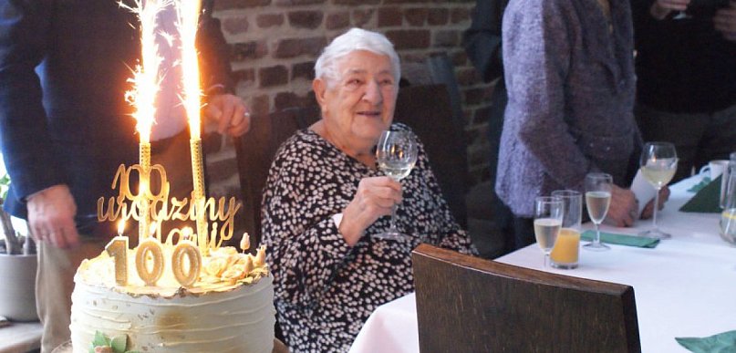 Sto lat dobrego życia Marii Grzybowskiej (ZDJĘCIA)