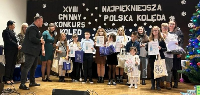 Połączyli tradycję kolędowania z pasją śpiewu (ZDJĘCIA)