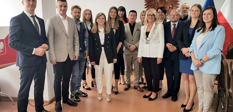 RAPORT "PRZEŁOMU". Kim są radni z gminy Babice?