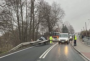 Kierowca autolawety zgubił przyczepę z samochodem dostawczym-53688