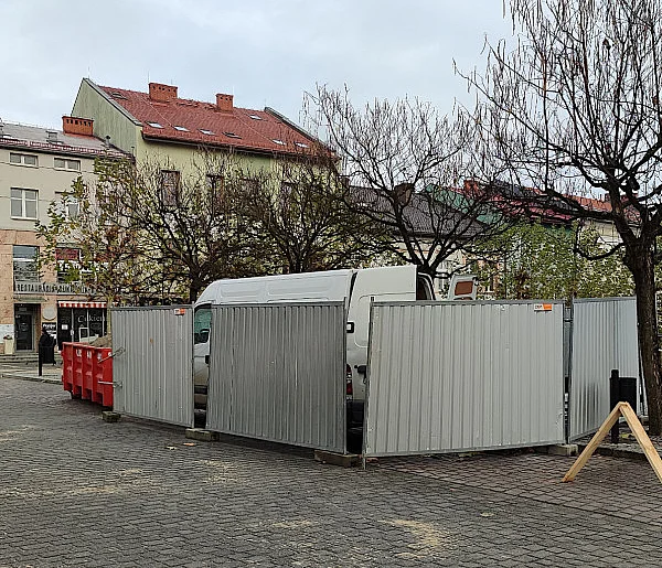 Rozpoczęła się budowa pomnika św. Mikołaja w Chrzanowie-53750