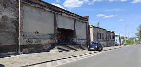 Gmina Chrzanów chce przejąć i wyburzyć dworzec