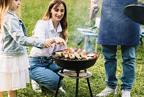 Czy 2 maja to dzień wolny od pracy? Jak działają sklepy i urzędy?-58860