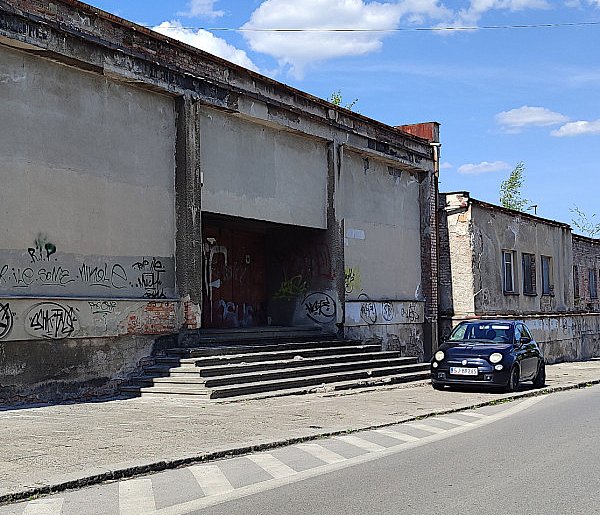 Gmina Chrzanów chce przejąć i wyburzyć dworzec-58866