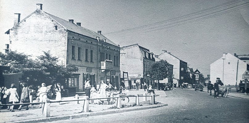 Rynek w Trzebini bez Oriona - 58996