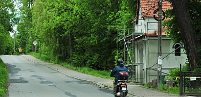 Odnawianie kapliczki z czasów cholery-59004