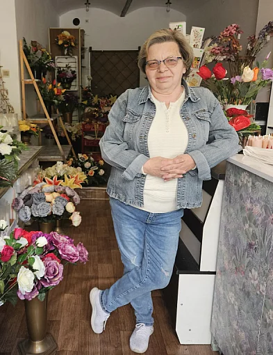 Targowisko przy Kusocińskiego zniknęło, pani Kinga z kwiatami - nie! -59116