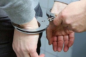 Policjant na urlopie zatrzymał przestępcę poszukiwanego listami gończymi-59241