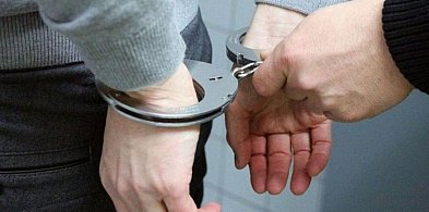 Policjant na urlopie zatrzymał przestępcę poszukiwanego listami gończymi-59241