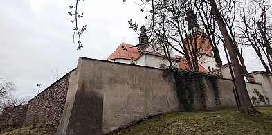 Za ćwierć miliona mur jak nowy w Alwerni-59298