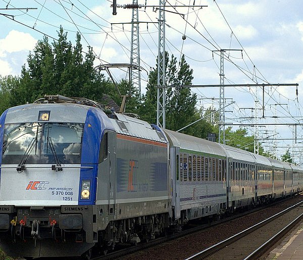 Pasażerowie będą zachwyceni. Premier potwierdził ważne wieści-59384