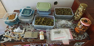 24-latek z Trzebini ukrył w lodówce pół kilograma narkotyków-59517