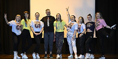 W Trzebini zatańczyli dla chorej dziewczynki (WIDEO,ZDJĘCIA)-59552