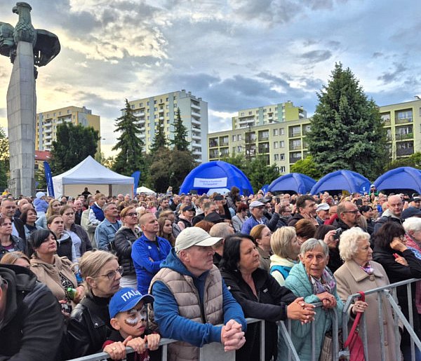 Koncert Krzysztofa Cugowskiego w Chrzanowie (WIDEO, ZDJĘCIA)-59580