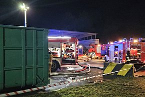 Pożar na składowisku w Balinie-60481