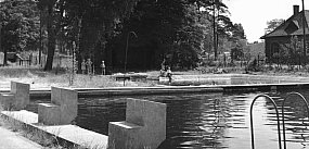 Zimna woda, ciepłe wspomnienia. Historia dwóch basenów 