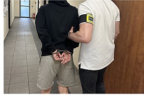 Brutalny atak na klientów galerii. Wszystko nagrał monitoring