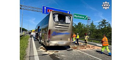 Zderzenie autokarów na A4. Wśród poszkodowanych uczniowie z Alwerni