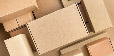 Opakowania fasonowe a klapowe – czym różnią się w pakowaniu produktów…