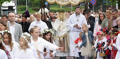 Modlitwa, śpiew i tradycja. Tak obchodzono Boże Ciało w Chrzanowie