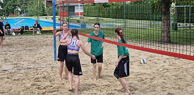 Triumf na piasku! Krzeszowiczanki sięgnęły po zwycięstwo i awans