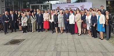 120 lat ZNP w Chrzanowie. Wyróżnienia i hołd dla nauczycieli tajnego nauczania
