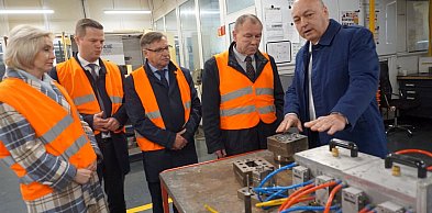 Etat pod znakiem zapytania. Pracodawcy zatrudniają coraz ostrożniej