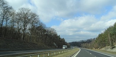 13 firm chce projektować rozbudowę autostrady A4