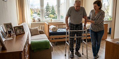 Domowa rehabilitacja i dobór zaopatrzenia. Jak dobrać sprzęt, który…