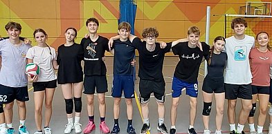 Sportowe święto w Staszicu. Turniej mikstów wyłonił najlepszych z najlepszych