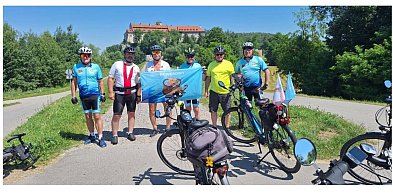 Upał ich nie zatrzymał! Za nimi kolejna wymagająca rowerowa wyprawa