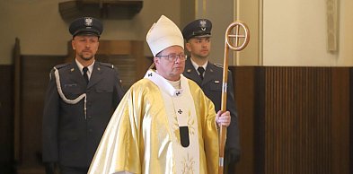 Kard. Grzegorz Ryś był w Trzebini gościem święta Służby Więziennej