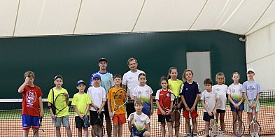 Tak rodzą się przyszli mistrzowie. Wielki finał młodych tenisistów w Chrzanowie (W