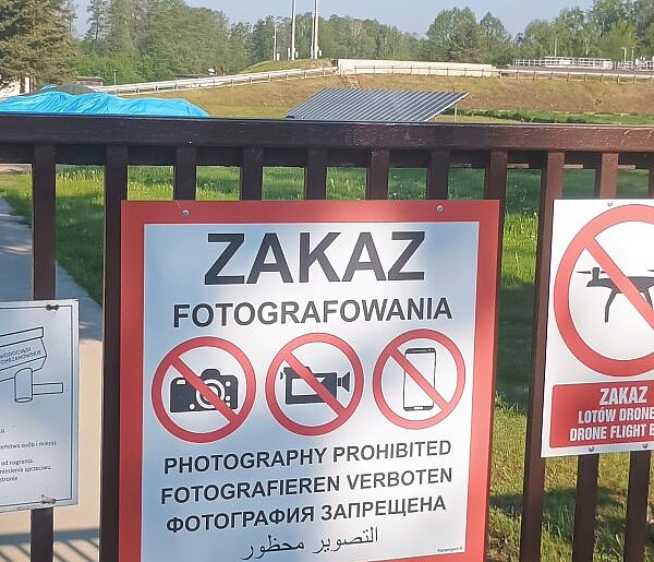 Aparat pod nadzorem. Zakazy fotografowania znów budzą emocje