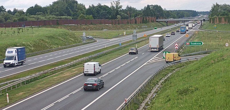 W tych miejscach na autostradzie A4 kierowcy muszą uważać 