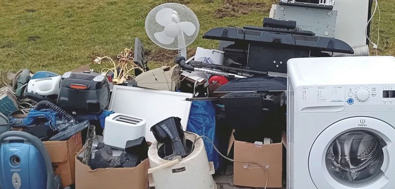 Trwa zbiórka elektrośmieci w lokalnych parafiach