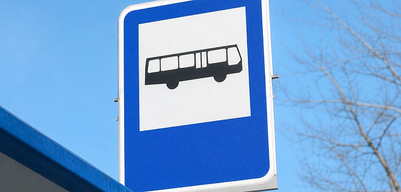 Wakacyjne zmiany w rozkładach. Dotyczą wielu popularnych linii
