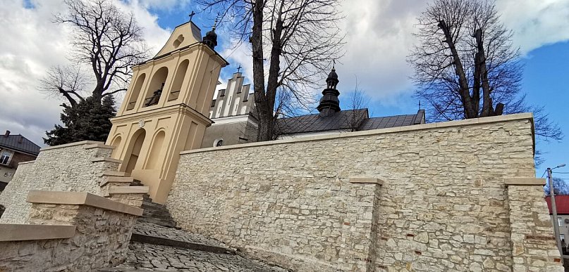 Kolejne pieniądze dla parafii w Babicach. Radni zdecydowali o dotacjach