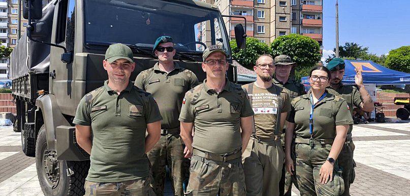 Historia znów ożyła na Placu Słonecznym